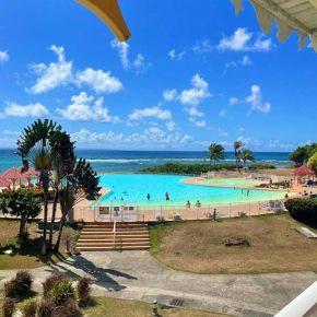 Studio a Saint Francois a 50 m de la plage avec piscine partagee jardin clos et wifi